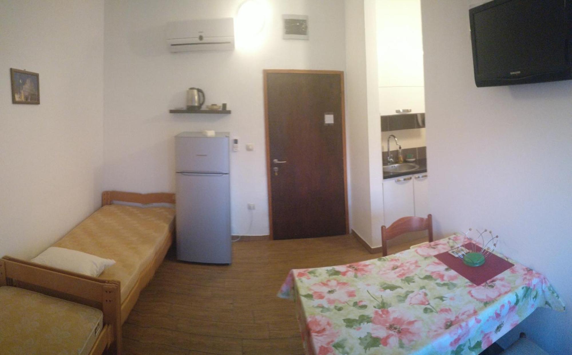 Apartments Dubravka Pirovac Quarto foto